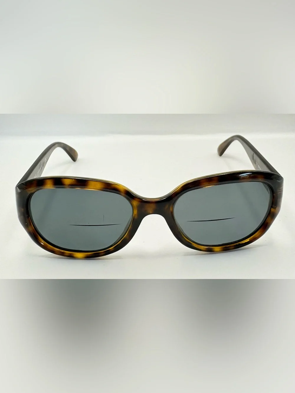 Ray-Ban listing pair